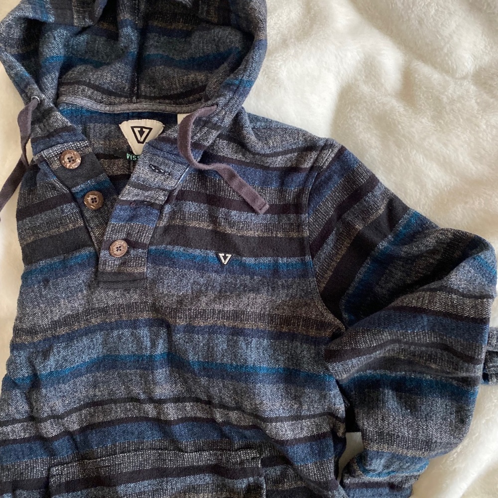 vissla striped pullover hoodie